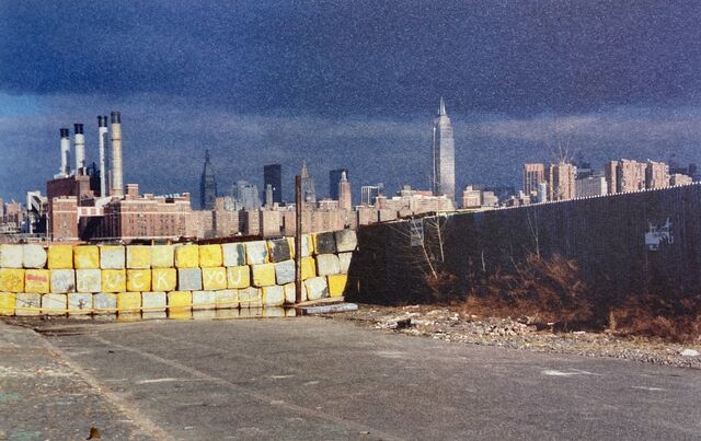 269166-4-taxis-pnci-new-york-2000.jpg