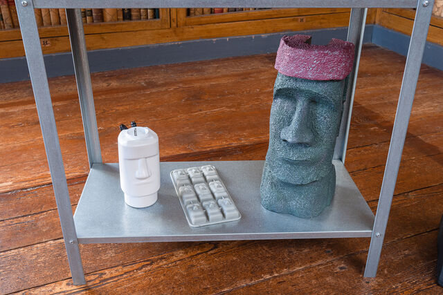 252382-marion-moai-sunset-ads-yg-moai6.jpg