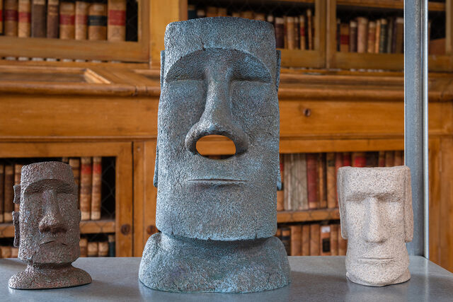 252380-marion-moai-sunset-ads-yg-moai5.jpg