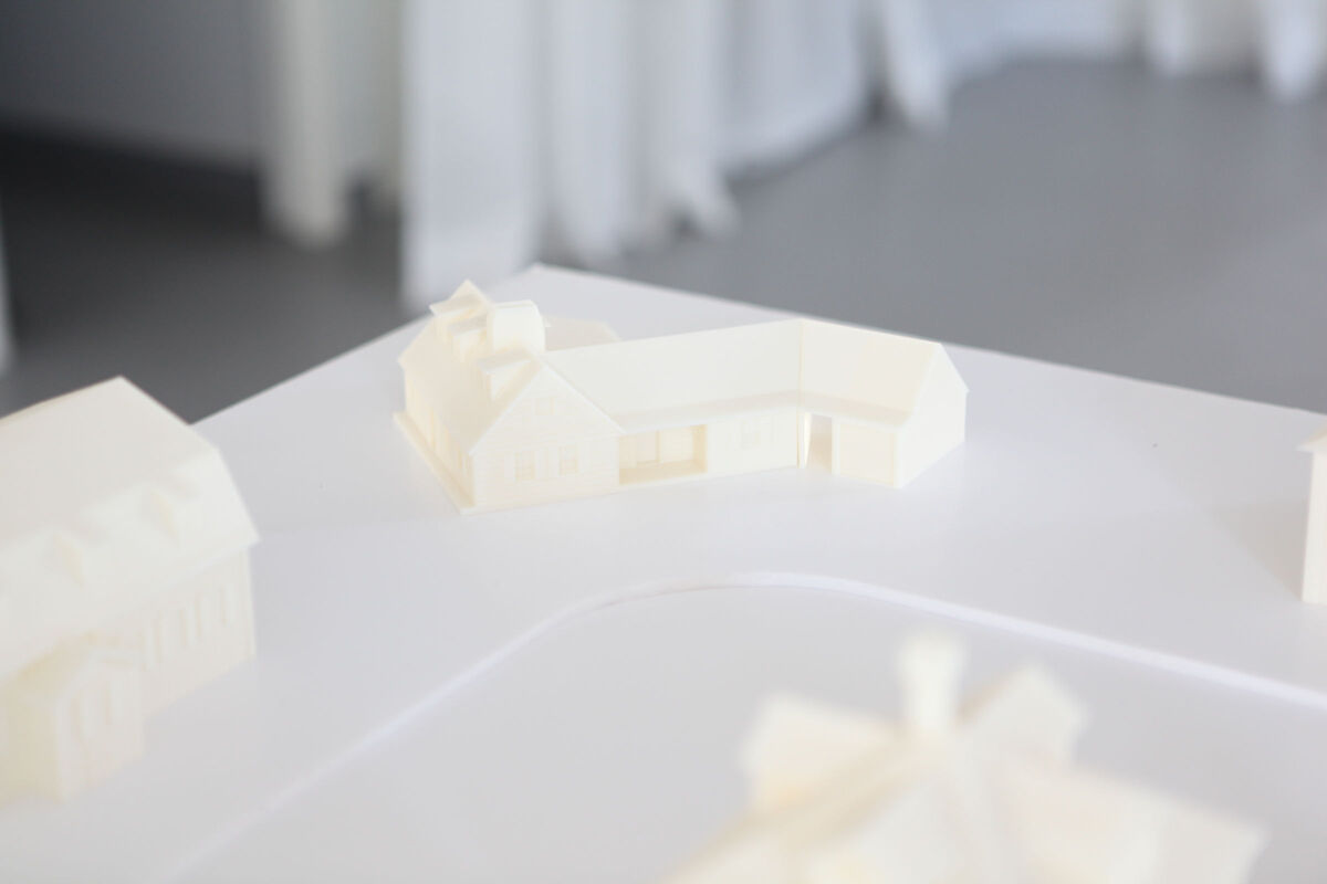225716-beranger-laymond_neighborhood_122574.jpg