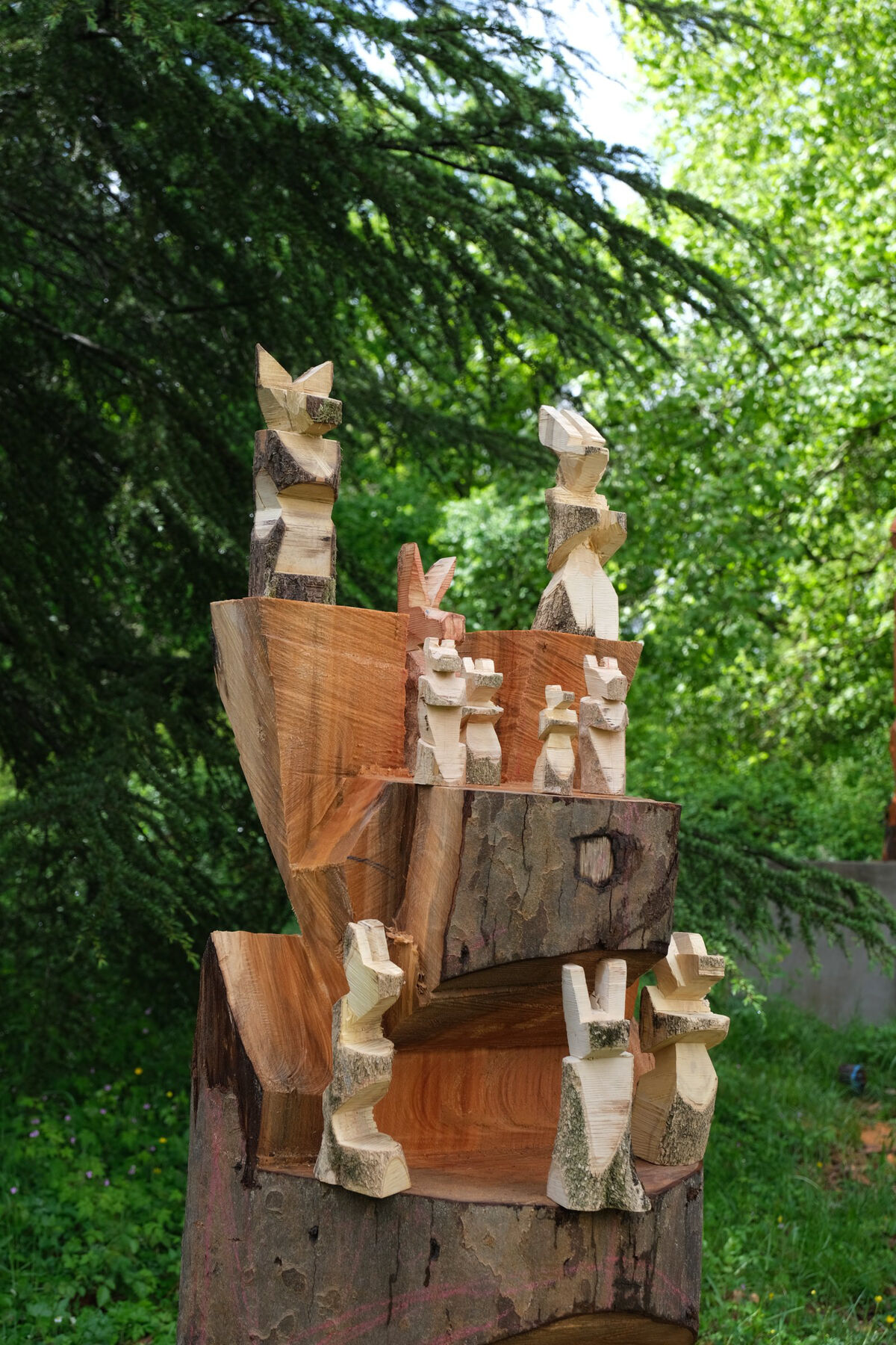 265461-doucet-le-lievre-ou-le-lapin-maquettestherblain02-2.jpg