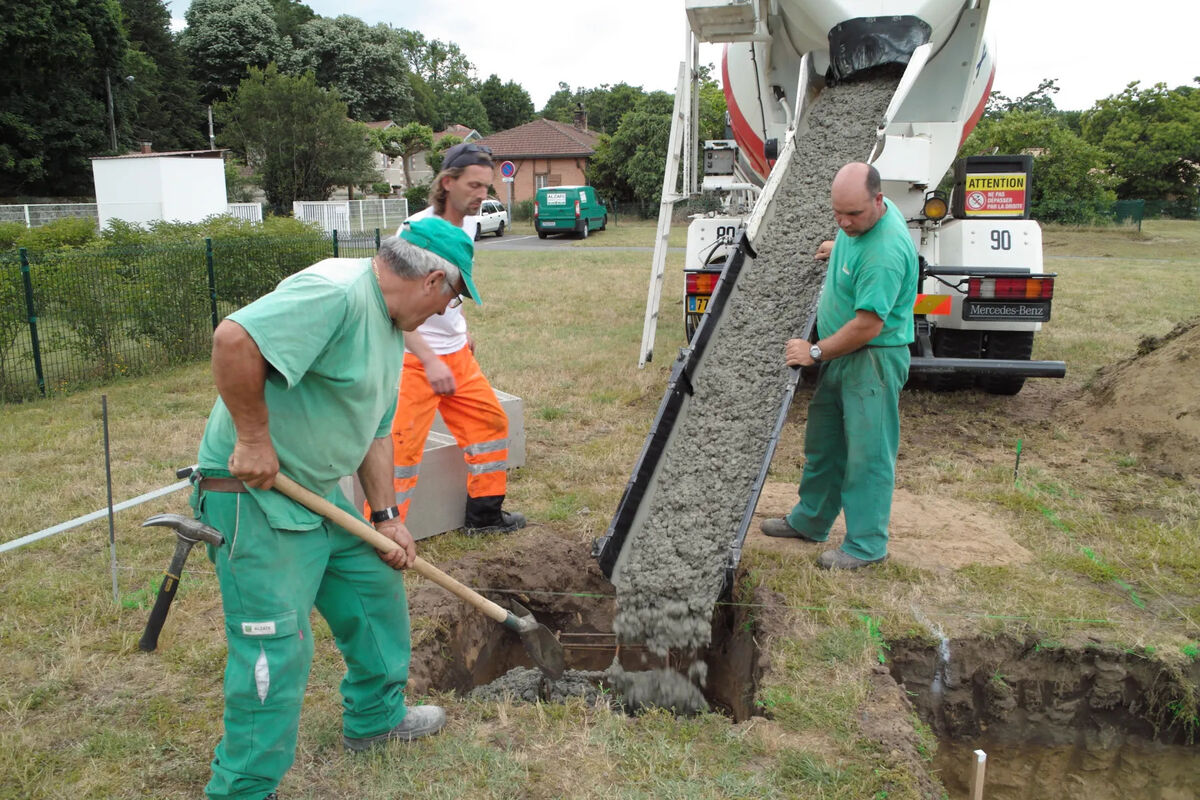230791-doucet-dynamo-christophe-doucet-2009-1-pour-le-college-de-linxe-47647_medium.jpg