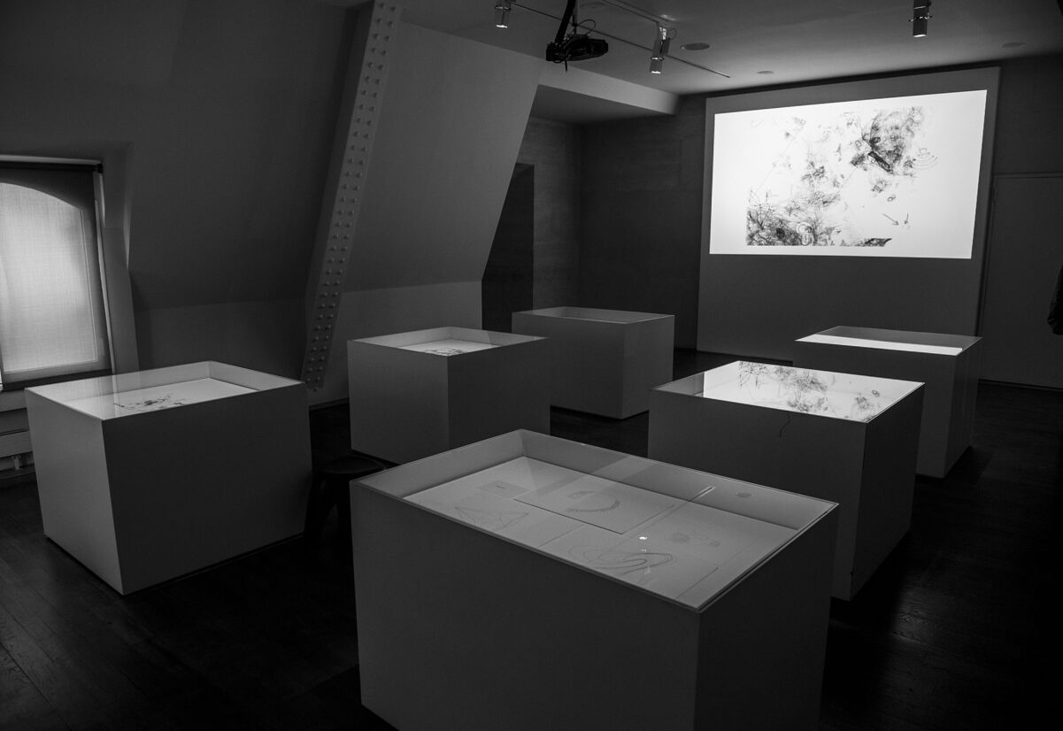 239618-malrieux_atlas-du-temps-present_expo_art_de_co2_copy.jpg