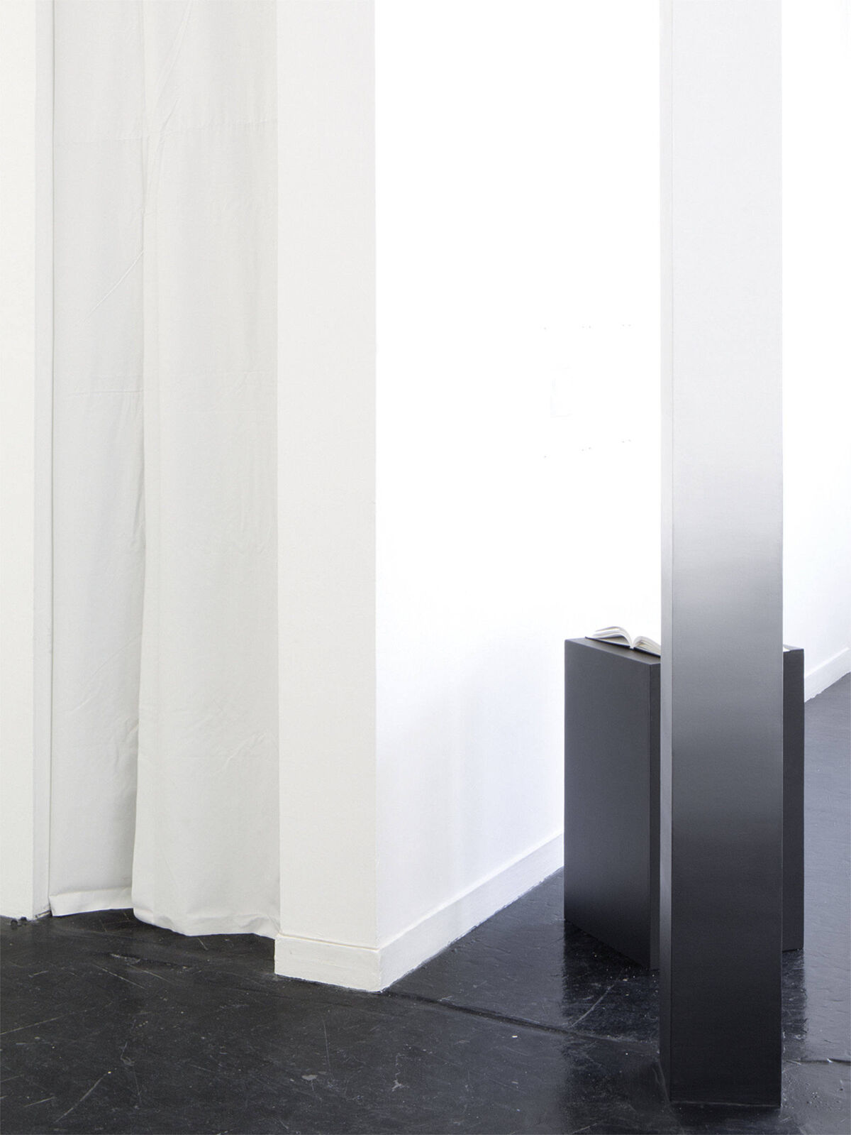 231637-leblanc_galerie-des-etables-emmanuellleblanc-2014-4.jpg