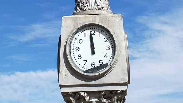_Heliocentric’o’clock_