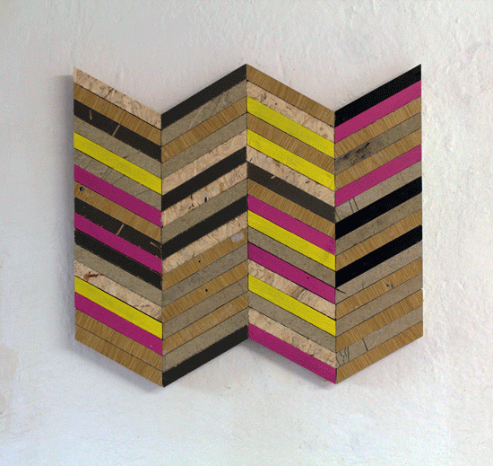 247056-abdi_peintures_sans_titre_bois_de_recuperation_58_x_52_cm_2010_.gif