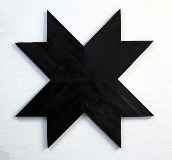247049-abdi_peintures_sans_titre_black_star_bois_brule_50_x_50_cm_2010_.jpg