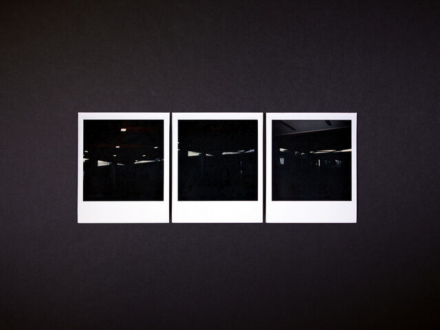 259411-hillairet_a_la_marge_vitrine_02_002.jpg