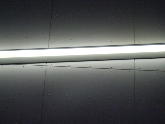 260387-hillairet_neons-052.jpg