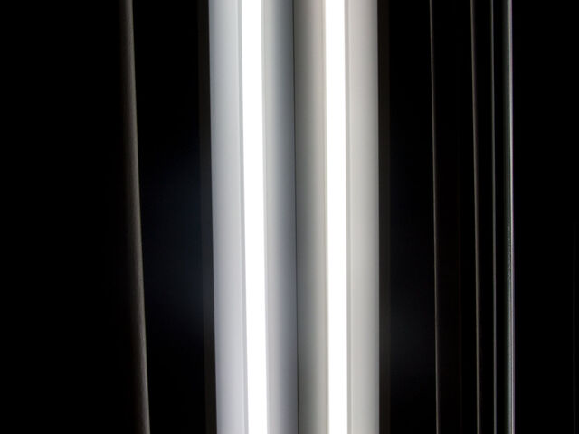 260348-hillairet_neons-003.jpg