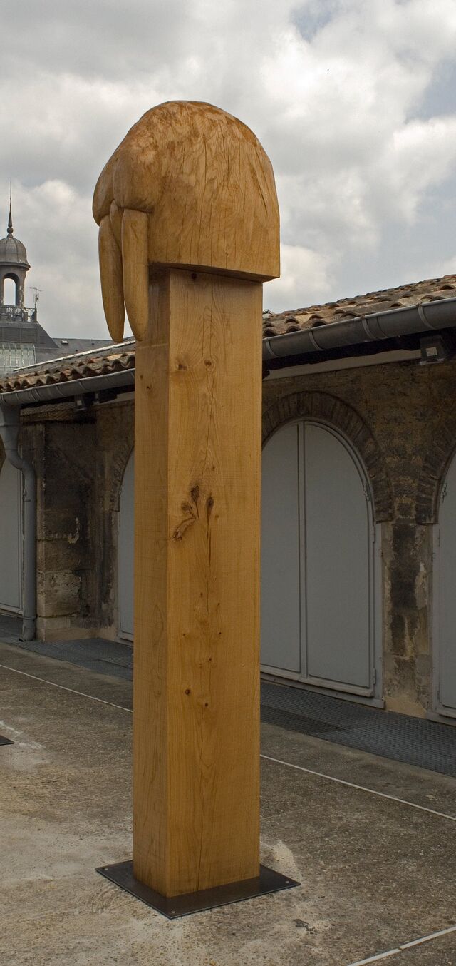 259227-le-deunff-totems-capc-morse.jpg