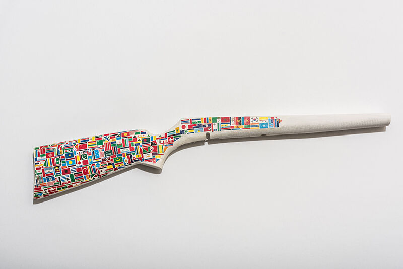 223482-lestaque_volume_objet_arme_drapeaux.jpg