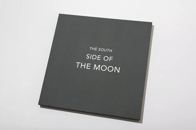 _The south side of the moon_ (livre)
