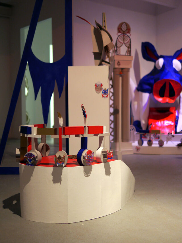 235778-lassalle_endofyearshow3_12.jpg
