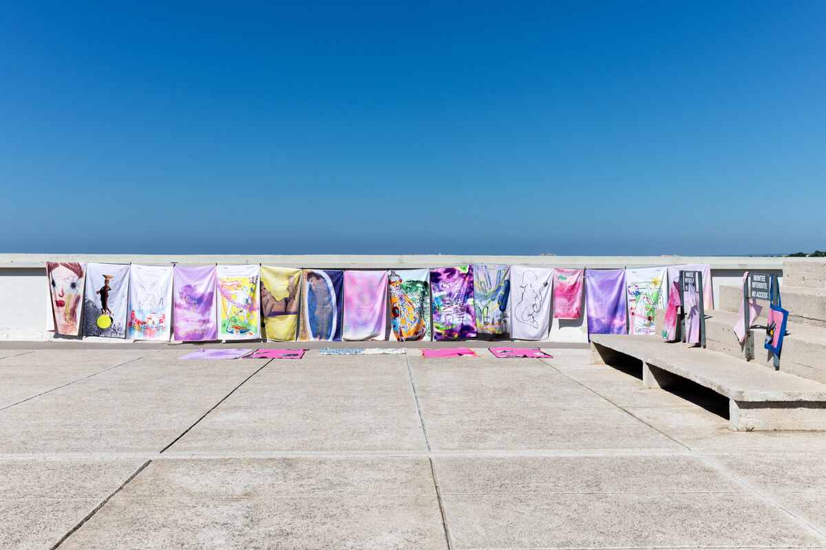 242420-fournier_les-rayons-du-soleil-brulent-nos-peaux_emiliegoa_lesrayonsdusoleil_marseille-21.jpg