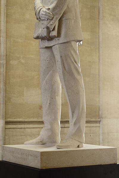 219380-nmilhe-_montaigne1.jpg