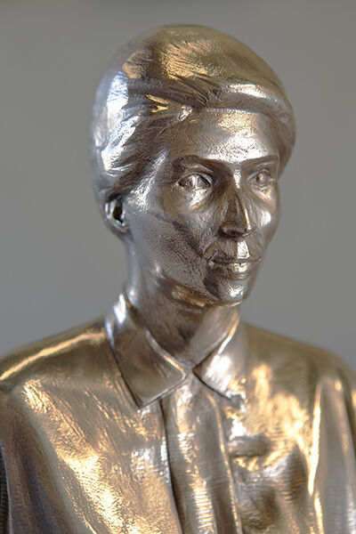 219331-nmilhe-_rl_bronze1.jpg