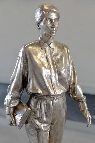 219333-nmilhe-_rl_bronze4.jpg
