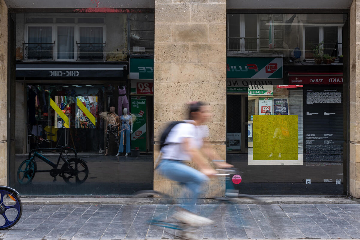 246047-tout_doit_disparaitre_ph_f_deval_2_format_a5.jpg