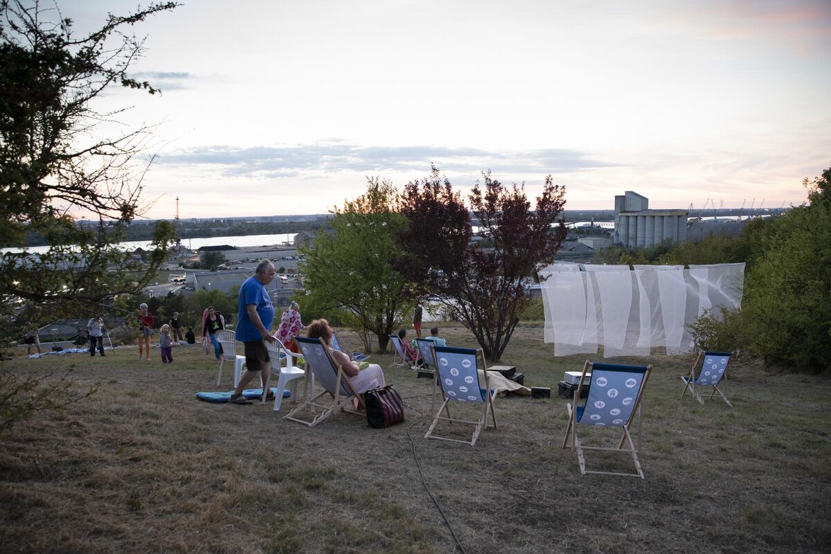 239246-vers_le_fleuve-bassens-1685.jpg