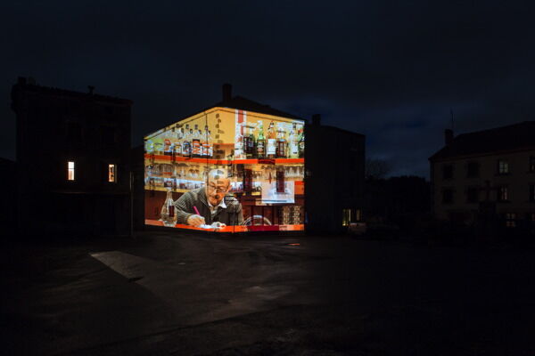 221151-ocrouzel_memoire-place-de-village-issertaux-bd-5674.jpg
