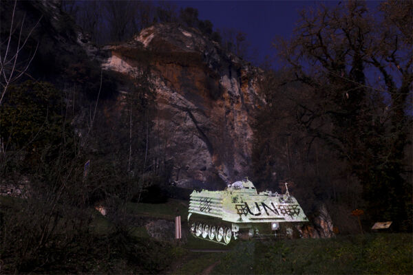 221298-ocrouzel_un-les-eyzies-blinder-2.jpg