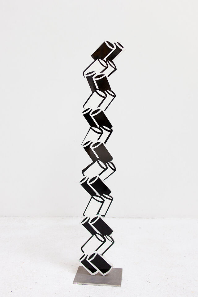 260994-clerk-8_1990_painted_amuminium_105cm.jpg