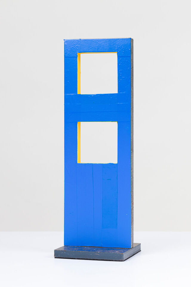 261230-clerk-16-2012_painted_steel_47x15x16_5cm.jpg