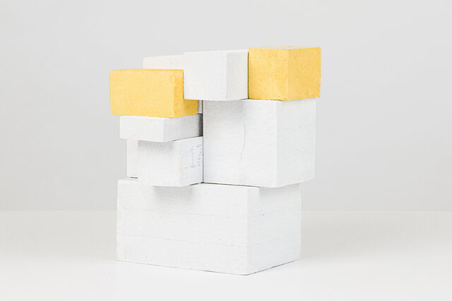 261391-2_2021_acrylic_on_polystyrene_environ_20x12x13cm.jpg