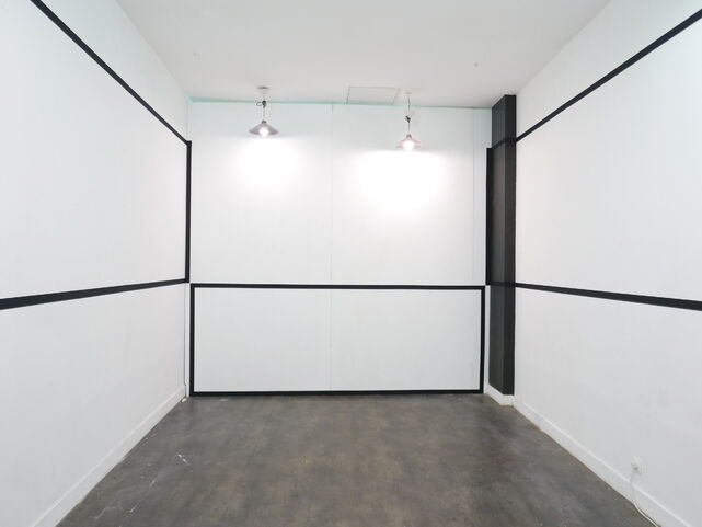 À l'intérieur