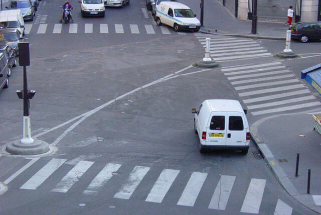 237161-mouron__carrefour1_183718.jpg