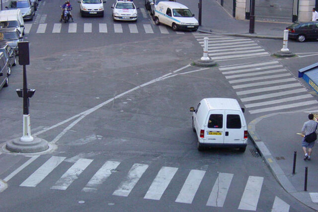 237160-mouron__carrefour1_183733.jpg