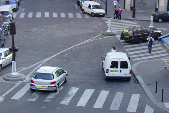 237174-mouron__carrefour1_184103.jpg