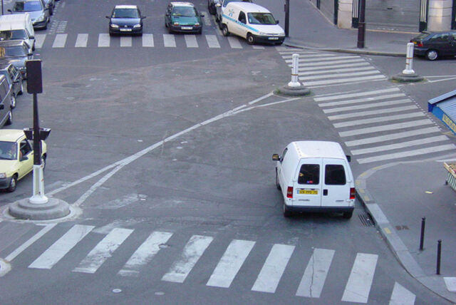 237167-mouron__carrefour1_183918----.jpg