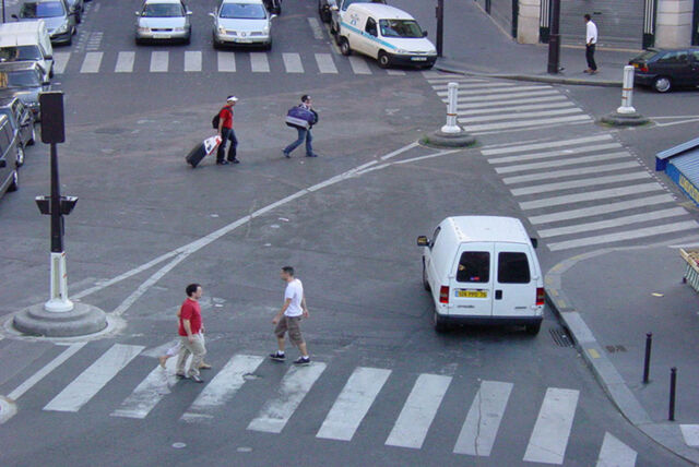 237165-mouron__carrefour1_183848.jpg