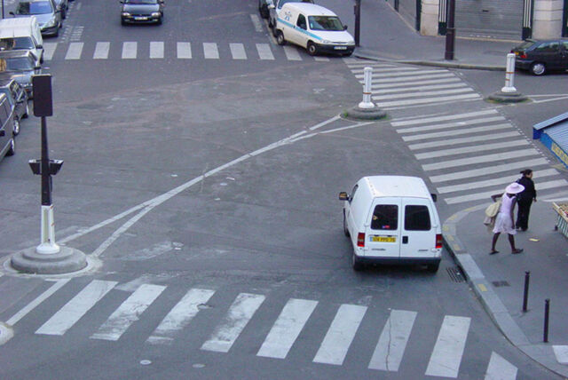 237168-mouron__carrefour1_183933.jpg