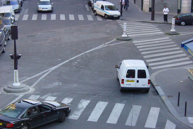 237806-mouron__carrefour1_183818.jpg