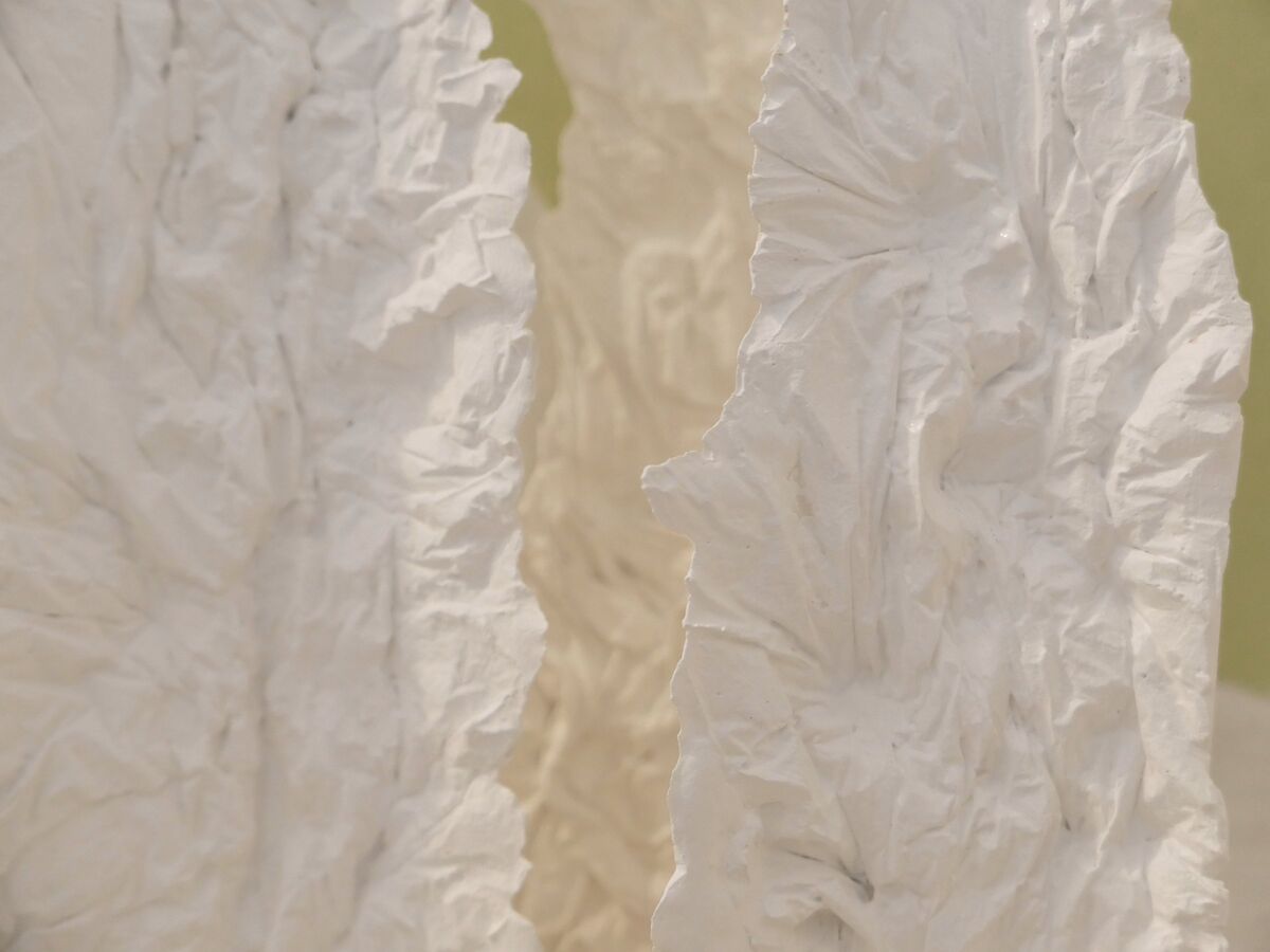 253221-mouron-stalactites-stalagmitesp1009075.jpg